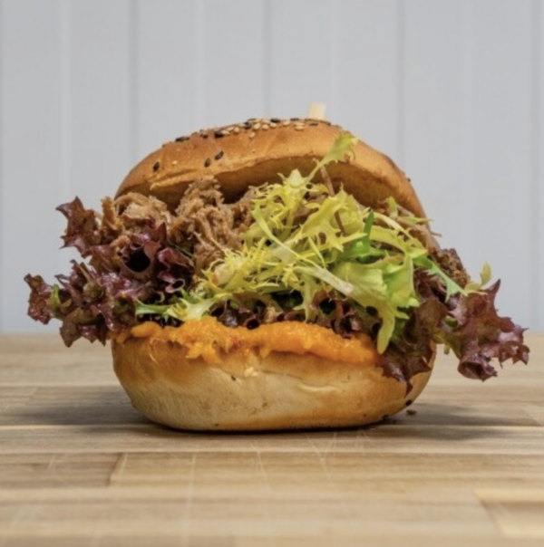 Broodje Pulled chicken
